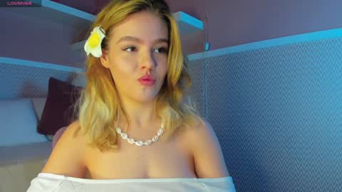 Anna online show from January 2025 01:22:01 AM