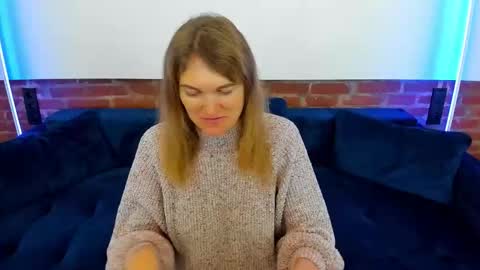 Annabel online show from November 2025 06:37:02 AM