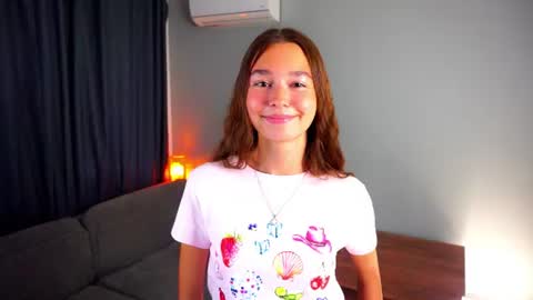 Snapshot of annabellecroft chatting on July 2026 06:12:01 AM Chiara online show from July 2026 06:12:01 AM