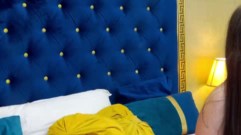 Anna online show from February 2025 12:27:02 AM