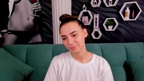 annabishop online show from February 2025 03:22:01 AM