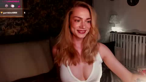 Snapshot of annakarenina__ chatting on June 2026 08:24:02 PM Goddess Anna online show from June 2026 08:24:02 PM