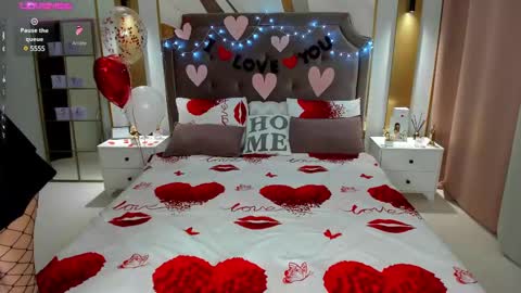 Anna online show from February 2025 12:48:01 AM