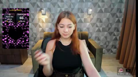 Anna online show from October 2025 11:43:02 AM