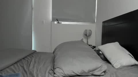 Anna online show from February 2025 02:24:02 PM