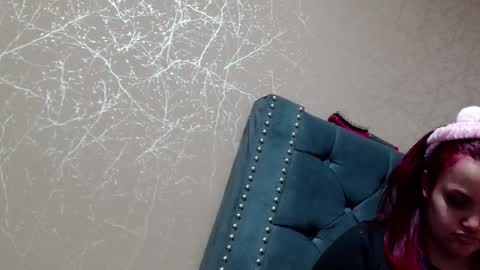       online show from October 2025 01:53:02 AM