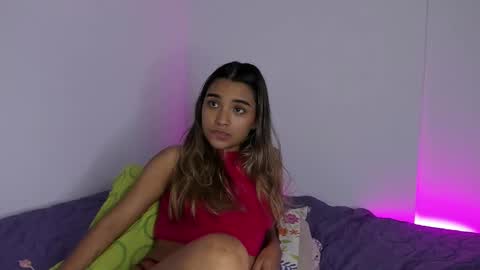 Anne online show from October 2025 01:36:02 AM