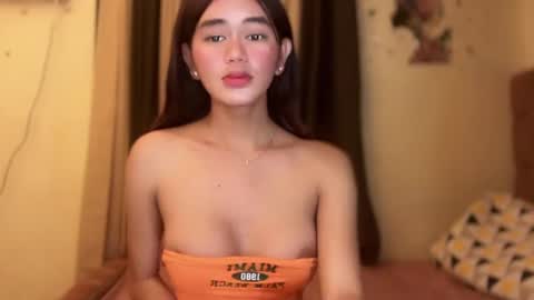 Snapshot of annedee_ chatting on January 2025 06:37:01 AM Kim online show from January 2025 06:37:01 AM