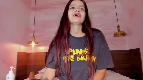 Snapshot of annedixie chatting on February 2025 02:37:01 PM Anne online show from February 2025 02:37:01 PM