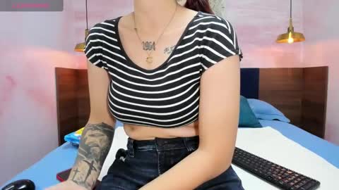 Snapshot of annedixie chatting on March 2025 03:08:01 AM Anne online show from March 2025 03:08:01 AM