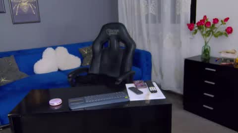 Anne online show from October 2025 04:47:01 PM