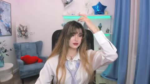 annetli online show from April 2026 07:26:01 PM