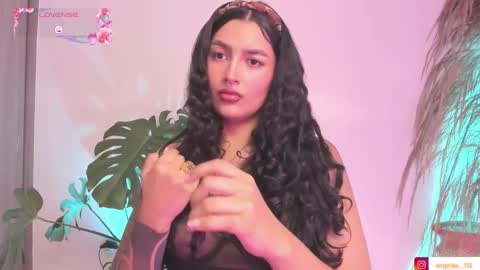 Angel online show from November 2025 03:58:02 PM