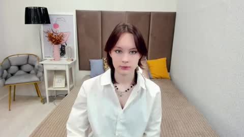 Anni online show from November 2025 09:44:02 AM