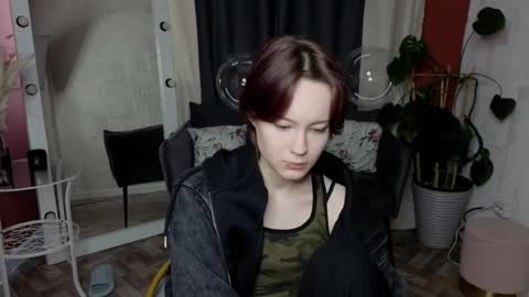 Snapshot of anni_way chatting on March 2026 12:11:01 PM Anni online show from March 2026 12:11:01 PM