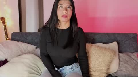 Snapshot of annibigass4daddy chatting on January 2026 02:27:02 AM Creamy online show from January 2026 02:27:02 AM