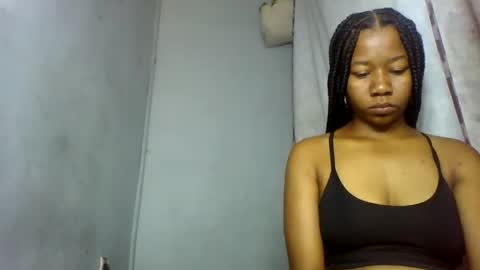 annick98 online show from February 2026 08:32:01 AM