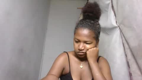 annick98 online show from February 2026 04:57:01 AM