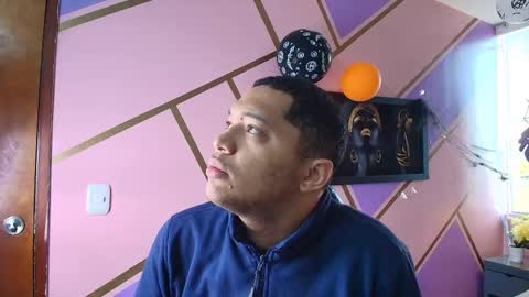 Annie lii online show from November 2025 01:02:01 PM