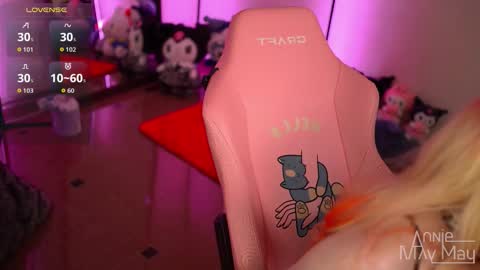 Annie May   online show from October 2025 12:24:01 PM