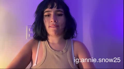 JEANNE no olvides seguirme dont forget follow me  uu online show from March 2025 10:26:01 PM