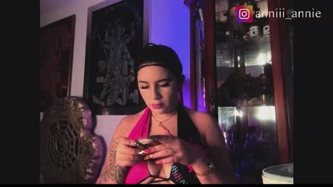 JEANNE no olvides seguirme dont forget follow me  uu online show from November 2025 10:30:02 PM