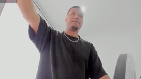 Annie and Stefan online show from December 2025 12:24:02 PM