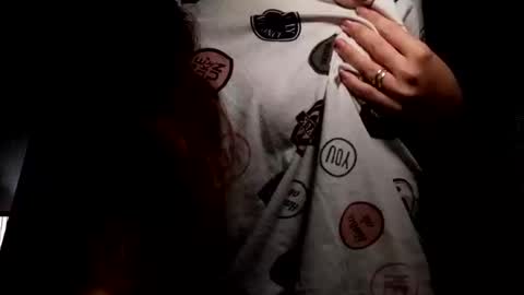 Snapshot of annieartlive chatting on February 2026 06:30:01 PM annieartlive online show from February 2026 06:30:01 PM