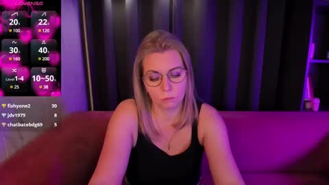 Annie online show from March 2025 09:07:02 AM