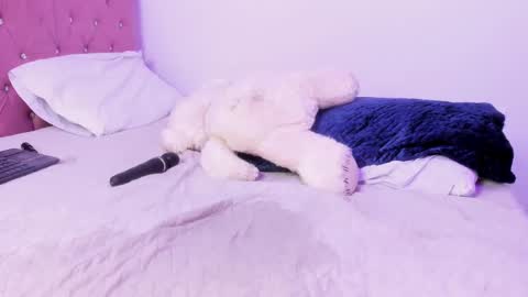 Snapshot of annienasty chatting on February 2025 01:10:02 PM Annie online show from February 2025 01:10:02 PM