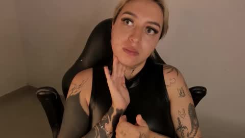 Annika online show from March 2026 12:40:01 PM