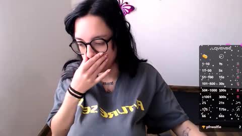 Snapshot of annittaprincess chatting on November 2025 03:05:01 PM Gaby 3 online show from November 2025 03:05:01 PM