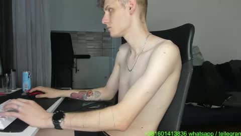 Snapshot of annonimsick chatting on September 2025 09:53:02 AM online show from September 2025 09:53:02 AM