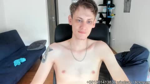 Snapshot of annonimsick chatting on September 2025 12:09:01 PM online show from September 2025 12:09:01 PM