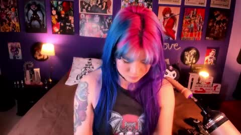 Snapshot of anny_cross chatting on January 2025 02:19:01 AM      Paty     online show from January 2025 02:19:01 AM