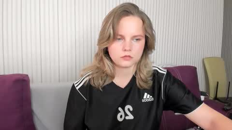 anny_love_you online show from September 2025 10:06:02 AM