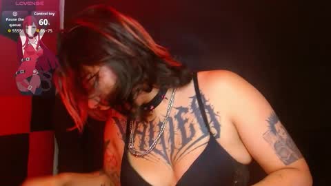 Annie online show from December 2025 05:24:01 AM