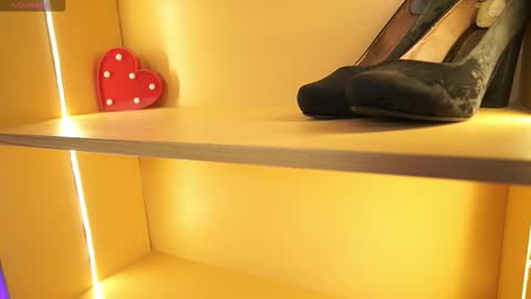 Ana online show from December 2025 11:41:02 AM