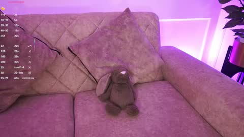 Ana online show from February 2026 12:45:01 PM