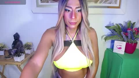 Snapshot of annysheby chatting on April 2026 03:21:02 AM AnnySheby online show from April 2026 03:21:02 AM
