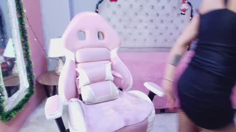 AnnyXhot online show from December 2024 11:24:01 AM