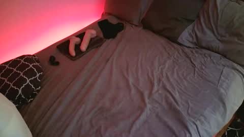 Anonymous Fantasy 4U online show from November 2025 06:52:01 AM