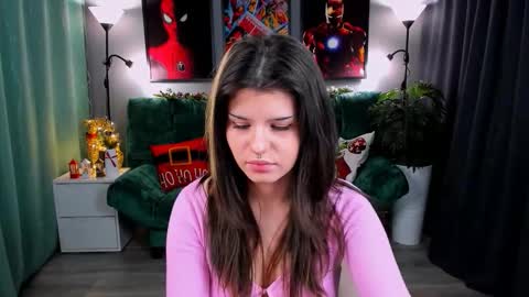 Anora online show from December 2025 06:36:01 PM