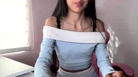 Snapshot of anotella_aa chatting on November 2025 08:32:01 PM anotella_aa online show from November 2025 08:32:01 PM
