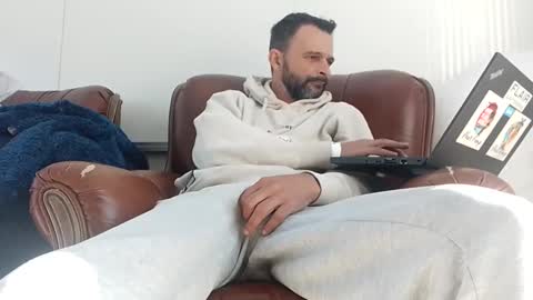 Snapshot of ansreramso chatting on December 2024 10:45:02 AM Lower chakra online show from December 2024 10:45:02 AM