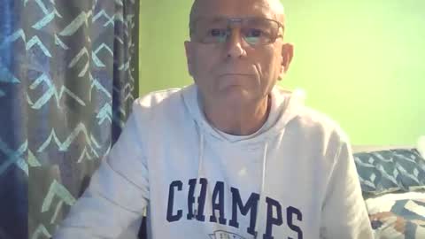 Snapshot of antmatt2025 chatting on November 2025 03:00:01 PM antmatt2025 online show from November 2025 03:00:01 PM