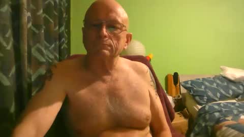 Snapshot of antmatt2025 chatting on January 2026 05:04:02 PM antmatt2025 online show from January 2026 05:04:02 PM