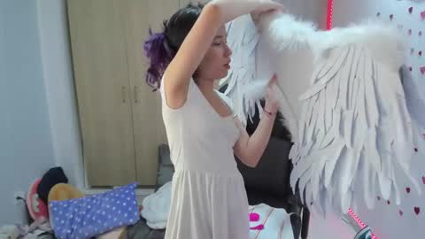  My birthday is on december 2nd surprise me with a gift from my amazonlist online show from February 2025 02:45:01 AM