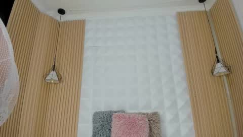 Antonella online show from October 2025 04:51:02 PM