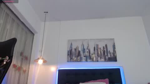 ANTO  online show from November 2025 01:33:02 PM